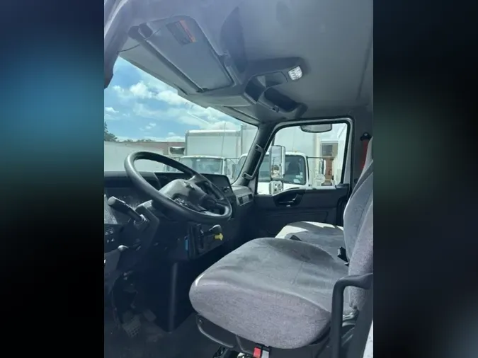 2020 NAVISTAR INTERNATIONAL MV607 (4X2)