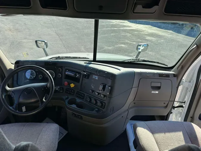 2019 FREIGHTLINER CASCADIA