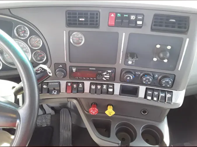 2019 KENWORTH TRUCKS T-880