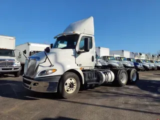 2018 NAVISTAR INTERNATIONAL RH613 DAYCAB T/A