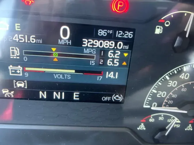 2019 VOLVO VNL64T-300