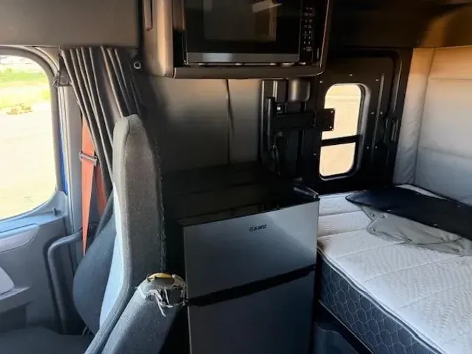 2019 Freightliner Cascadia