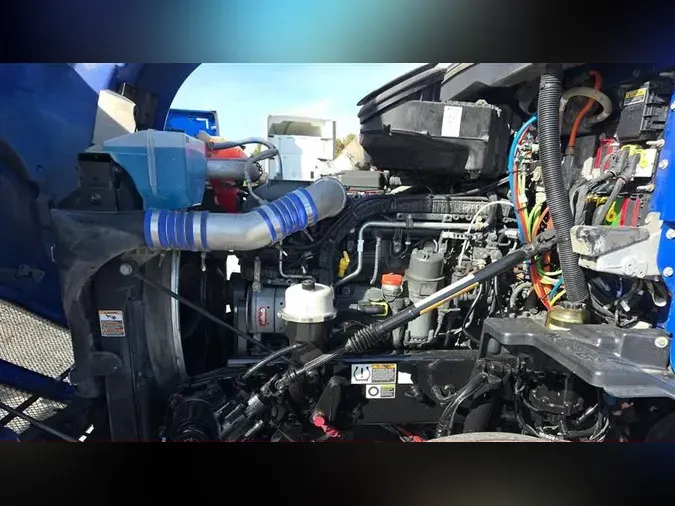 2021 KENWORTH T68068ce8bf7246a7b54a32a1177554471b4