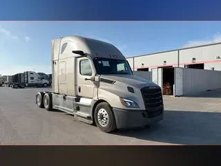 2023 Freightliner Cascadia 126