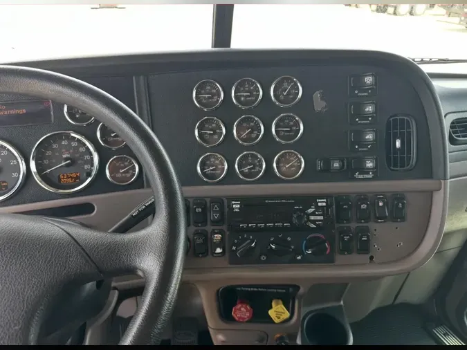 2020 Peterbilt 389