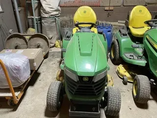 2021 John Deere X590