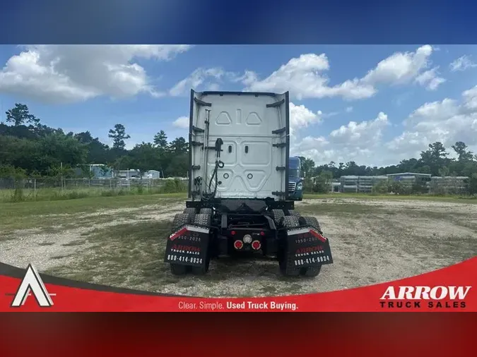 2020 FREIGHTLINER CA126
