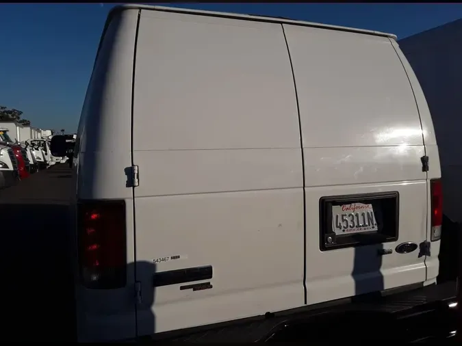 2013 FORD MOTOR COMPANY E-350 ECONOLINE68d8c5184d1e220c43897f99a59d963b