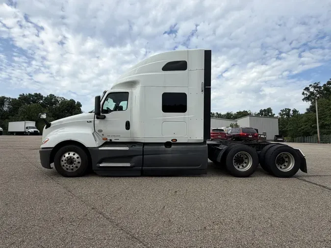 2022 International LT625