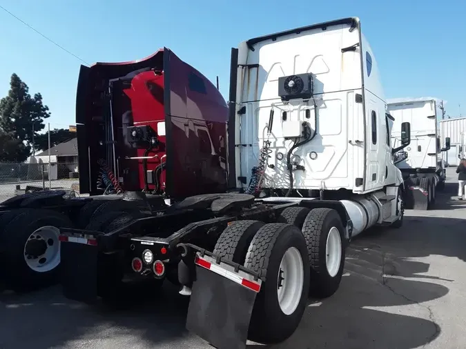 2020 FREIGHTLINER/MERCEDES NEW CASCADIA PX12664