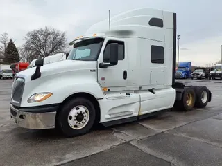 2019 NAVISTAR INTERNATIONAL LT625 SLPR CAB