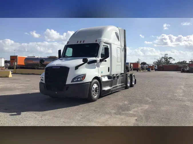 2021 Freightliner Cascadia