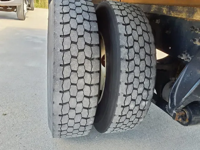 2017 FREIGHTLINER/MERCEDES M2 10668de1d44b06c71e228bfac5a4017f216