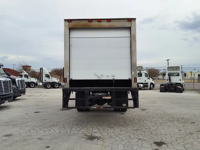 2019 FREIGHTLINER/MERCEDES M2 106