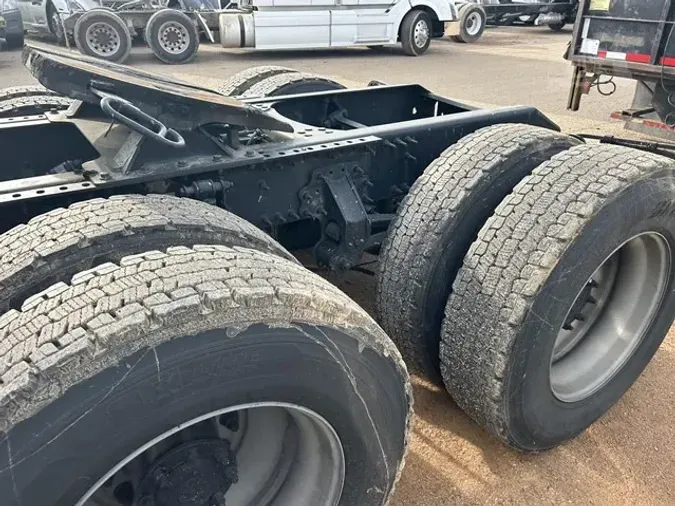 2022 VOLVO VNR64T30068dfbab8cee6c981c7a9177e05a2c3ea