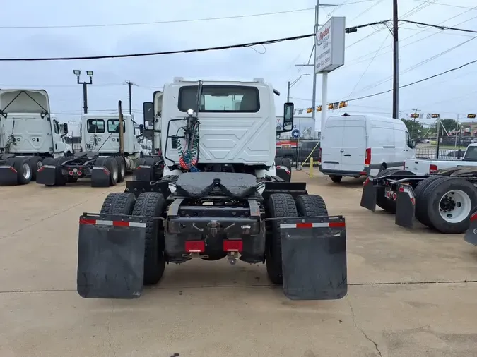 2019 NAVISTAR INTERNATIONAL RH613 DAYCAB S/A