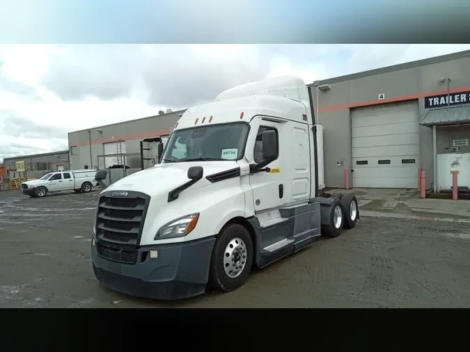 2021 Freightliner Cascadia 126