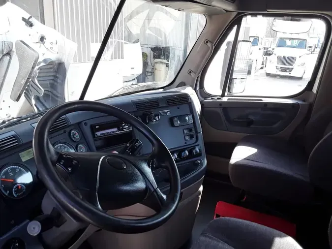 2018 FREIGHTLINER/MERCEDES CASCADIA 12568e52be015e8da73cd9cfabea437041a