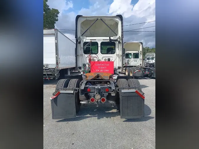 2017 FREIGHTLINER CASCADIA 113