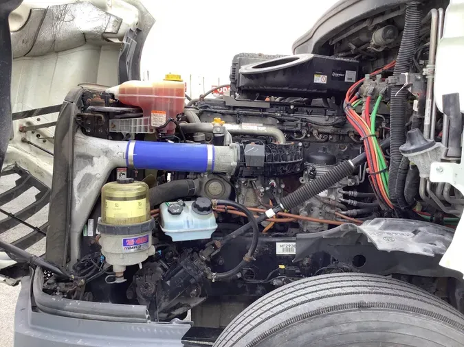 2021 Freightliner Cascadia 126