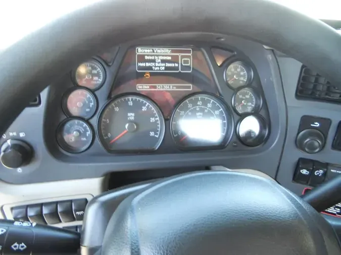 2020 Peterbilt 567