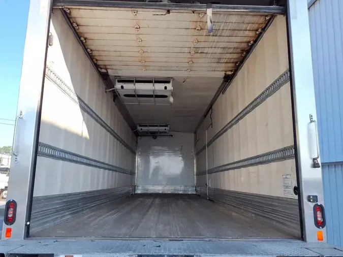 2019 FREIGHTLINER/MERCEDES M2 10668efb268471d33d1750cb504c728e871
