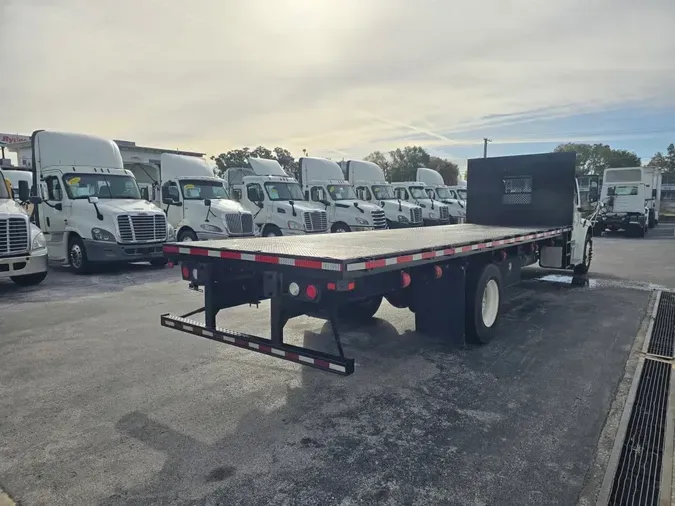 2019 FREIGHTLINER/MERCEDES M2 106