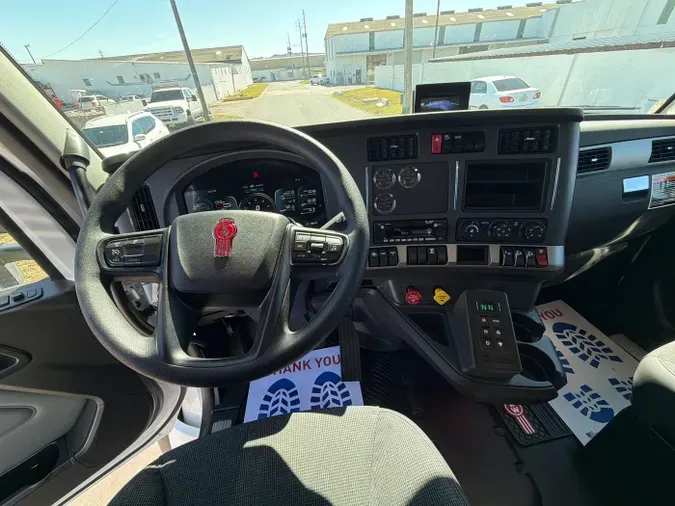 2026 Kenworth T880 Short Hood68f72810640f0eb9ccafecc849185efe