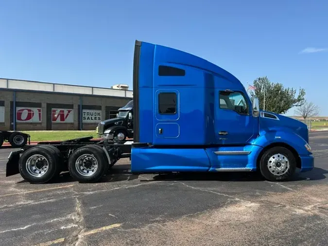 2022 KENWORTH T68068f7536ed5e84186a5e5a149da7bdbdc