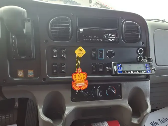 2019 FREIGHTLINER/MERCEDES M2 106