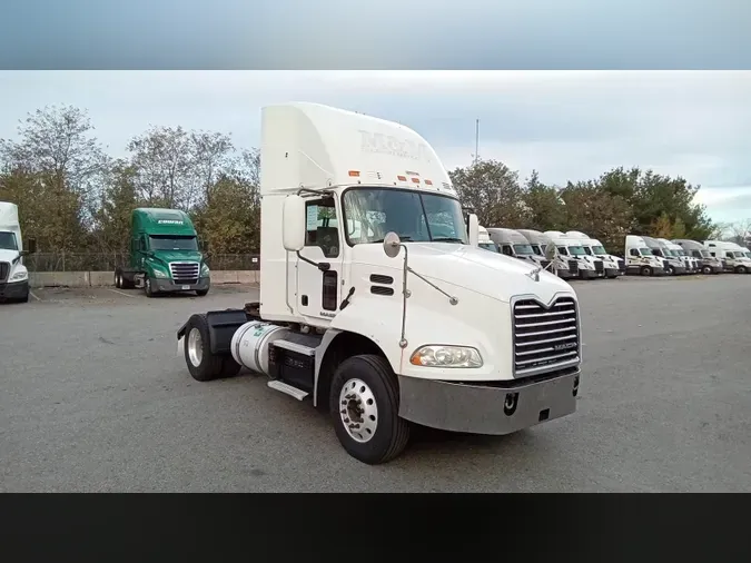 2018 Mack CXU (PINNACLE)6904fe7cdf262618cd4fd844d09634e9