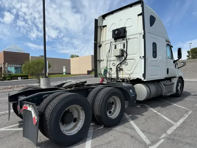 2019 FREIGHTLINER NEW CASCADIA PX12664
