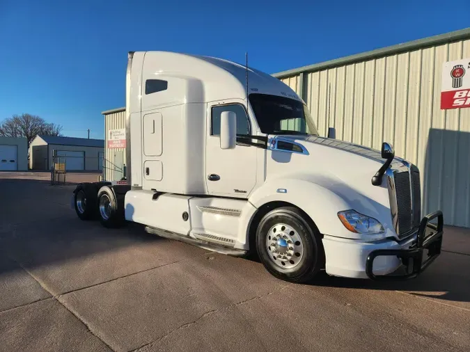 2021 Kenworth T680