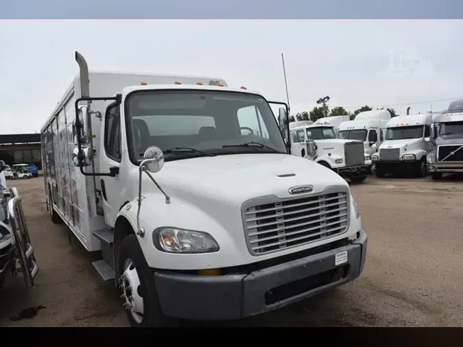 2014 FREIGHTLINER BUSINESS CLASS M2 106