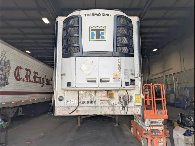 2019 UTILITY VS2RA690f4cb3054604d7a292c2dddd5a26d8