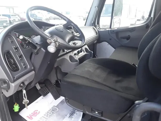 2019 FREIGHTLINER M2 106