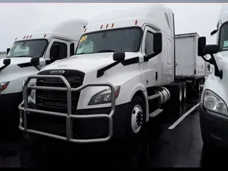 2018 FREIGHTLINER/MERCEDES CASCADIA 125