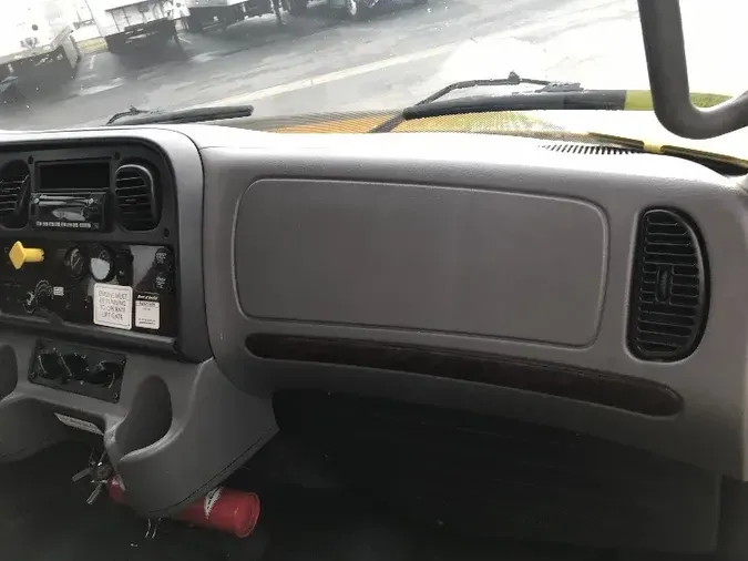 2018 Freightliner M2