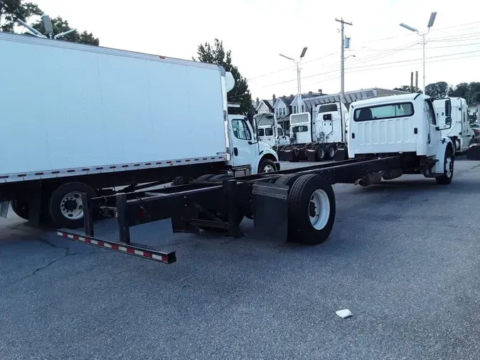 2020 FREIGHTLINER/MERCEDES M2 1066913d7763e2c5f617461c6b086e3d690