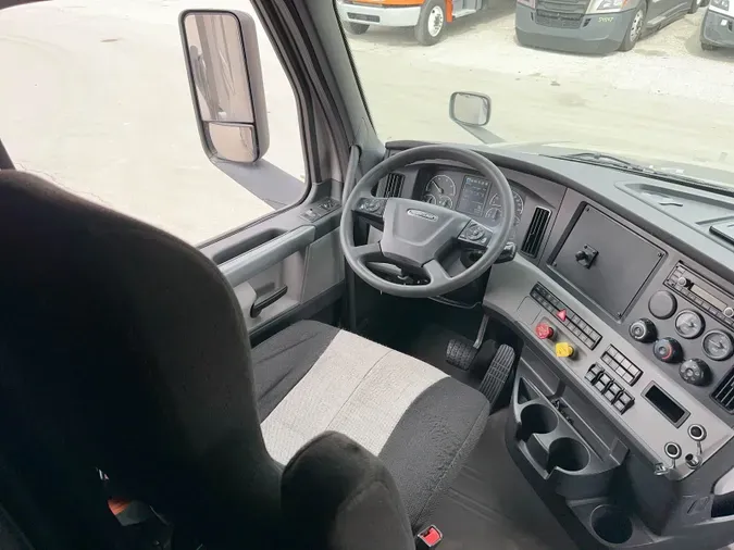 2020 Freightliner Cascadia