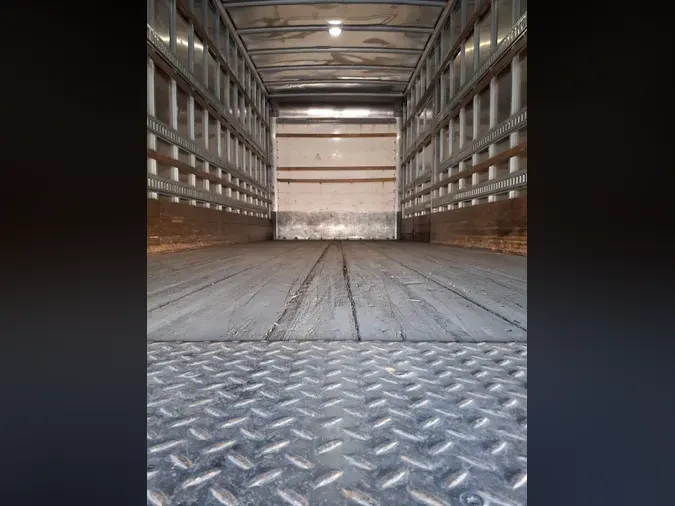 2020 NAVISTAR INTERNATIONAL MV607 (4X2)