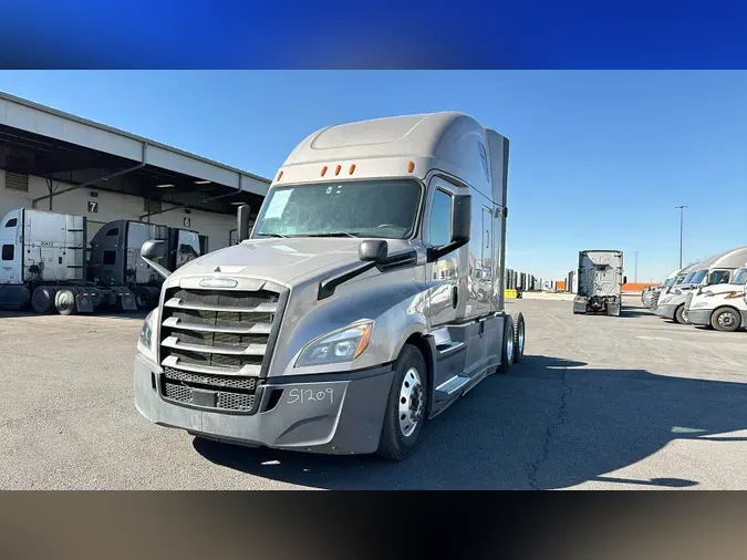 2020 Freightliner Cascadia