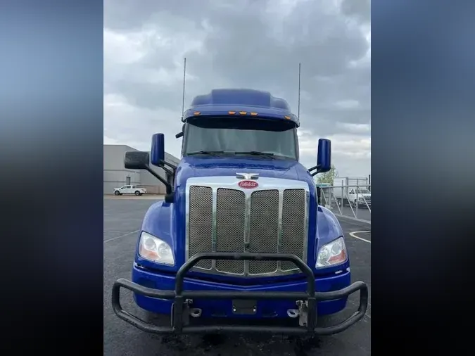 2022 Peterbilt 579