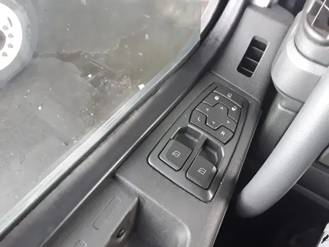 2019 VOLVO VNL64T-300691ee42014b8941f594d40e70bf3fdb3