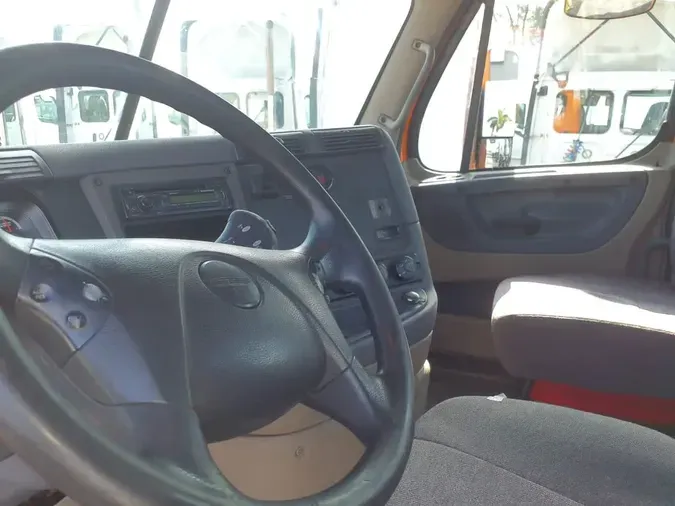 2015 FREIGHTLINER CASCADIA 125