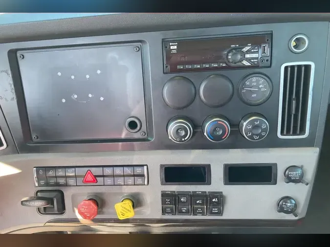 2019 FREIGHTLINER NEW CASCADIA 126