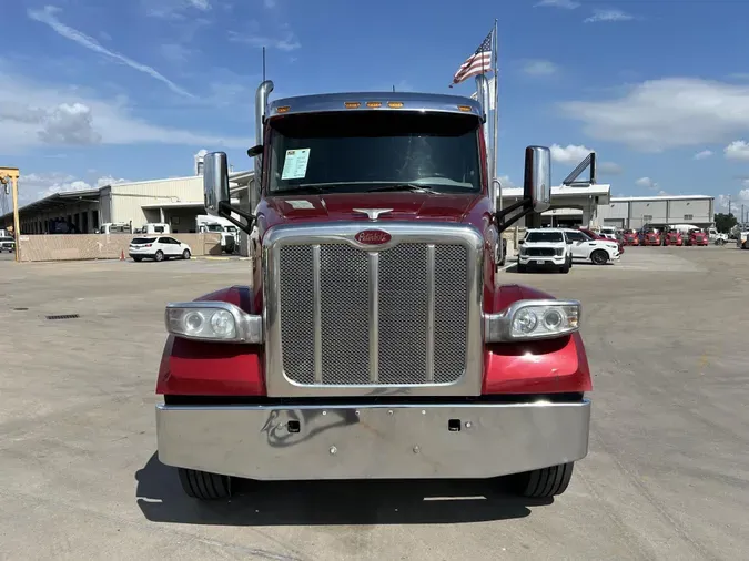 2021 Peterbilt 567