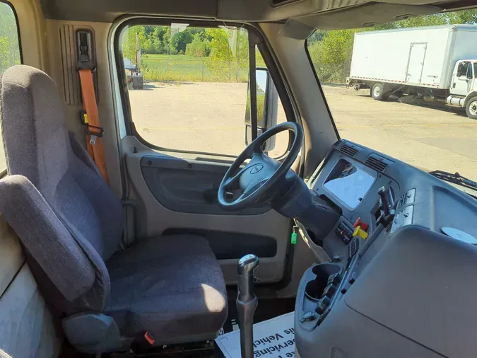 2014 FREIGHTLINER/MERCEDES CASCADIA 125