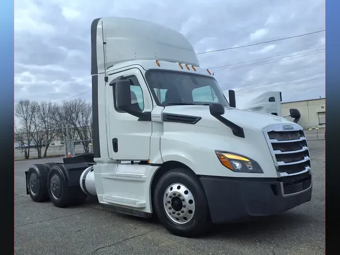 2020 FREIGHTLINER/MERCEDES NEW CASCADIA PX12664