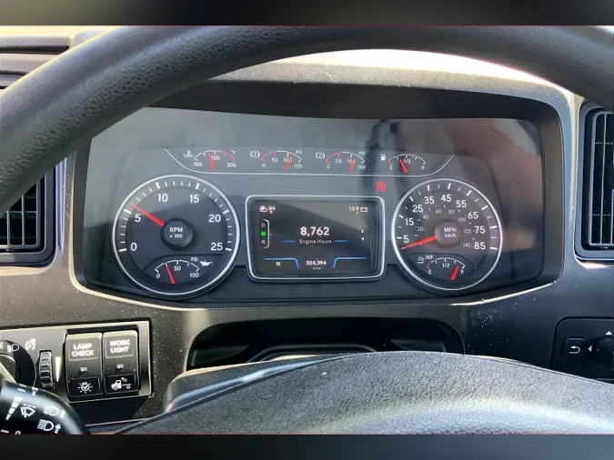 2021 INT LT625 6x4